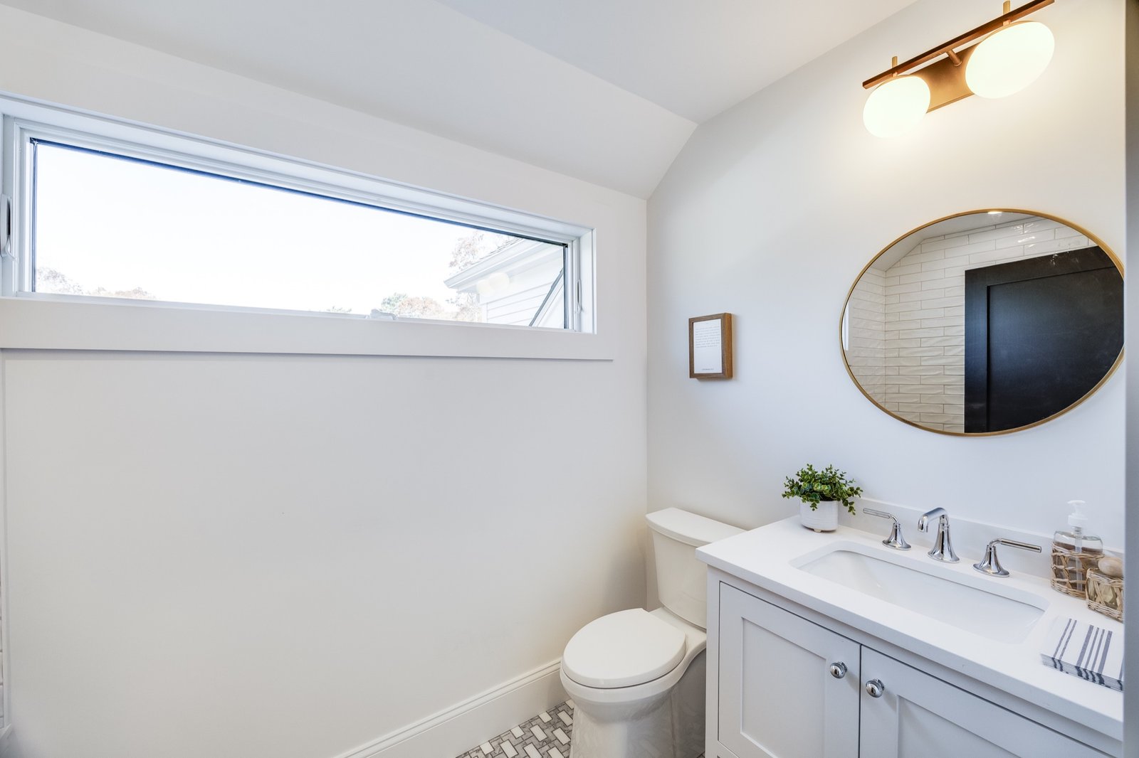 Bathroom tile pattern